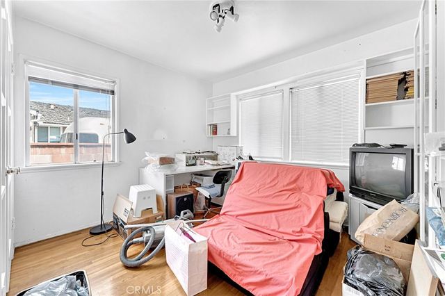 6812 E La Marimba, Long Beach, CA 90815