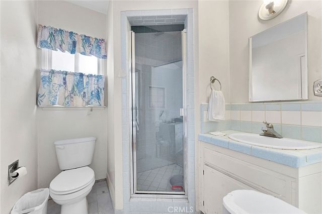 6812 E La Marimba, Long Beach, CA 90815