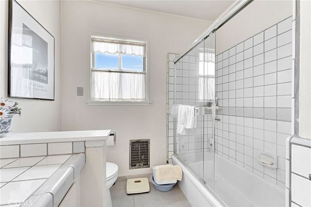 6812 E La Marimba, Long Beach, CA 90815