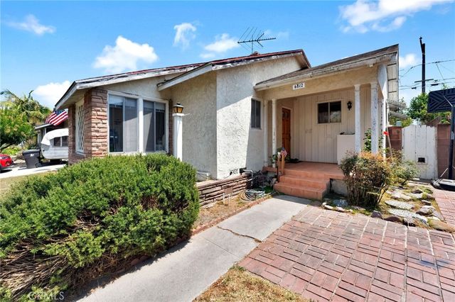 6812 E La Marimba, Long Beach, CA 90815
