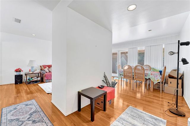 6812 E La Marimba, Long Beach, CA 90815