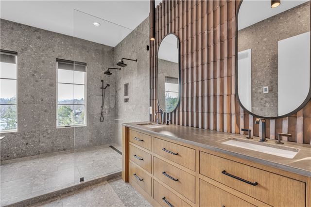 127 Crosswind Court, Sunset, SC 29685