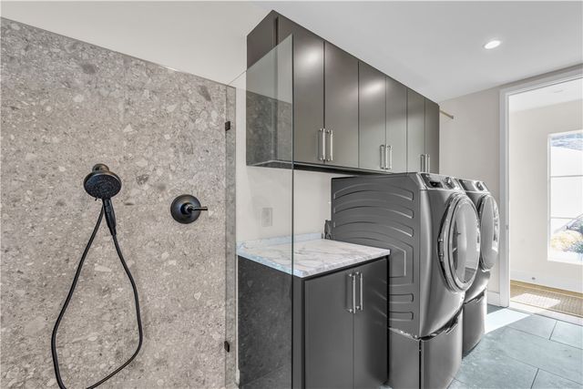 127 Crosswind Court, Sunset, SC 29685