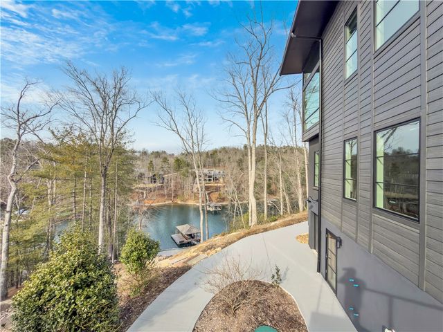 127 Crosswind Court, Sunset, SC 29685