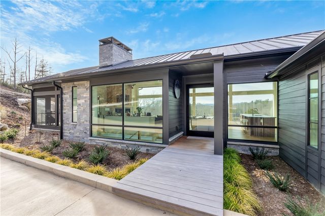 127 Crosswind Court, Sunset, SC 29685