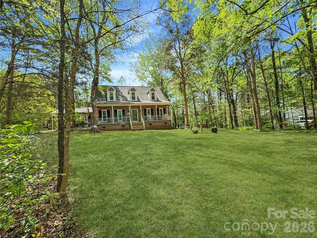 8209 Saddlehorse Lane, Charlotte, NC 28215