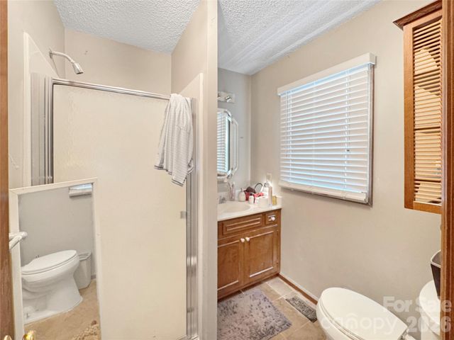 8209 Saddlehorse Lane, Charlotte, NC 28215