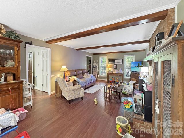 8209 Saddlehorse Lane, Charlotte, NC 28215