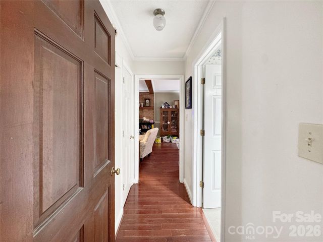 8209 Saddlehorse Lane, Charlotte, NC 28215