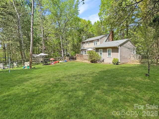 8209 Saddlehorse Lane, Charlotte, NC 28215