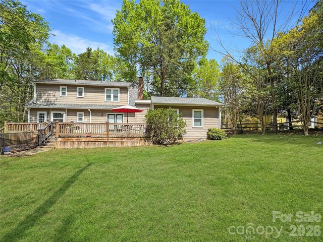 8209 Saddlehorse Lane, Charlotte, NC 28215