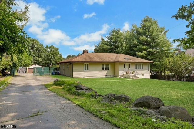 419 Ratzer Rd, Wayne Twp., NJ 07470