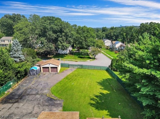 419 Ratzer Rd, Wayne Twp., NJ 07470