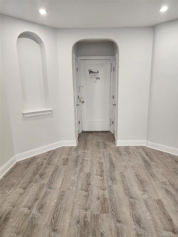 34-24 82nd. Street 1N, Jackson Heights, NY 11372