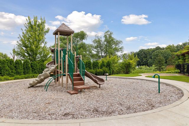 4669 Carnation Court, Excelsior, MN 55331