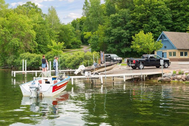 4669 Carnation Court, Excelsior, MN 55331