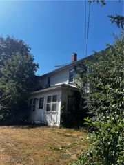 7985 Leaver Avenue NW, Canal Fulton, OH 44614