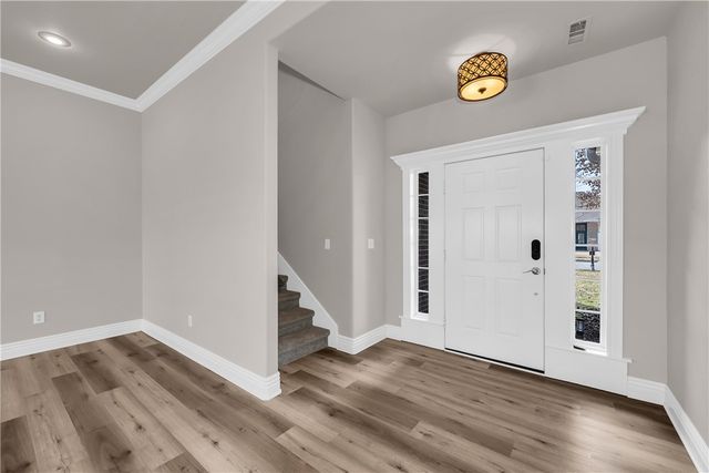 6301 S 36th Street, Rogers, AR 72758