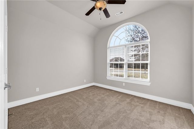 6301 S 36th Street, Rogers, AR 72758