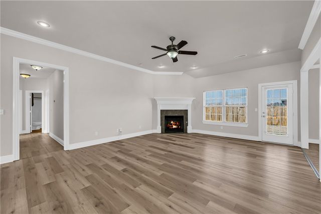 6301 S 36th Street, Rogers, AR 72758