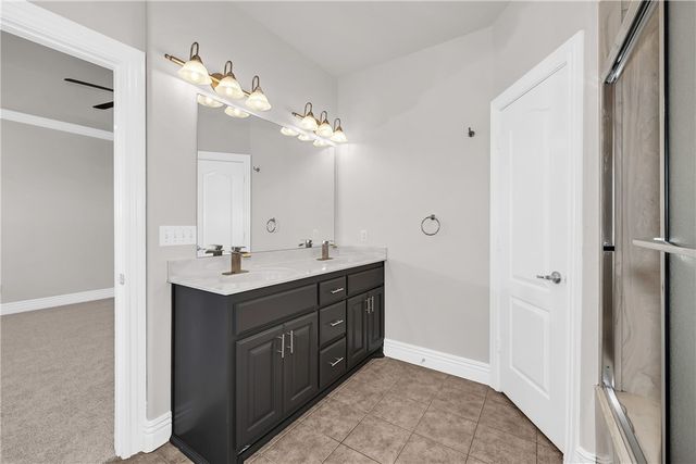 6301 S 36th Street, Rogers, AR 72758