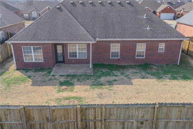 6301 S 36th Street, Rogers, AR 72758