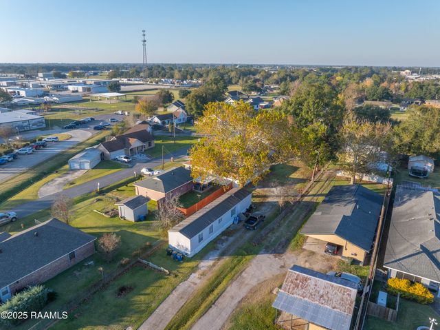 808 Delhomme Avenue, Lafayette, LA 70501