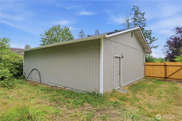 3209 128th St E, Tacoma, WA 98446