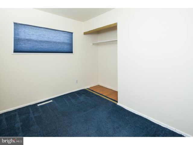 225 BRENNEN DR, Newark, DE 19713