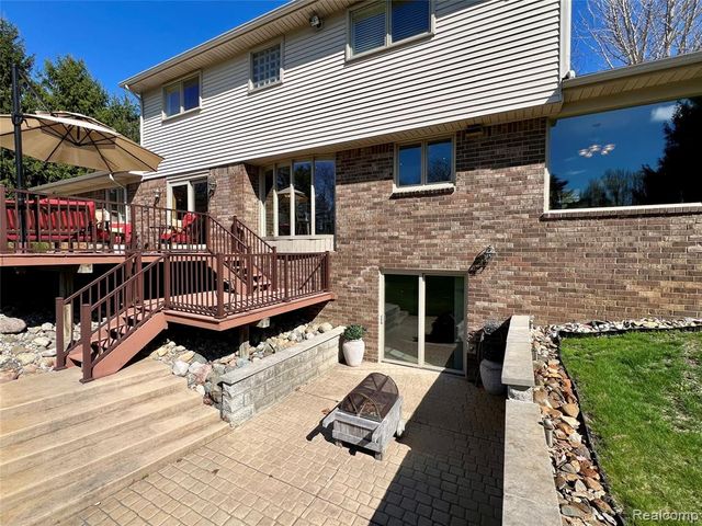 69533 Brookhill Drive, Bruce, MI 48065