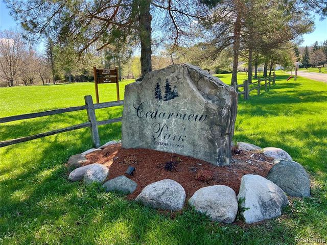 69533 Brookhill Drive, Bruce, MI 48065