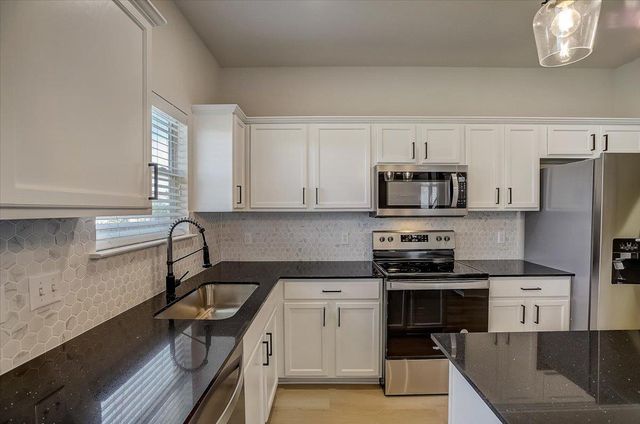 12300 Dwight Eisenhower ST, Manor, TX 78653