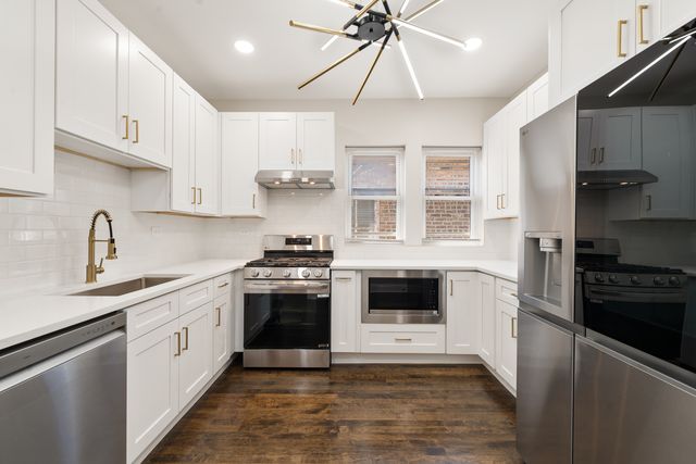 4230 N Monitor Avenue, Chicago, IL 60634