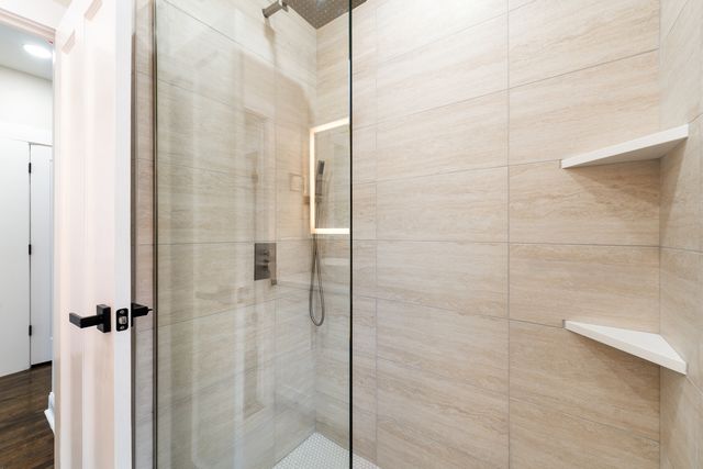 4230 N Monitor Avenue, Chicago, IL 60634