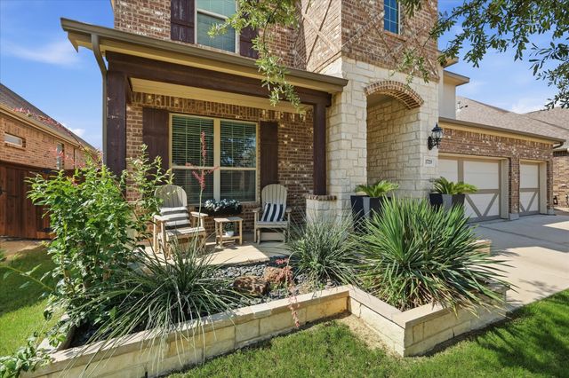 1728 Bellinger Drive, Fort Worth, TX 76052