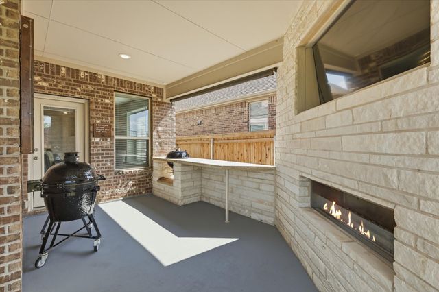 1728 Bellinger Drive, Fort Worth, TX 76052