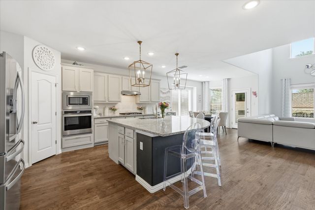 1728 Bellinger Drive, Fort Worth, TX 76052