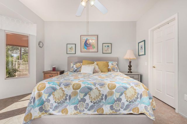 16215 W Desert Winds Drive, Surprise, AZ 85374