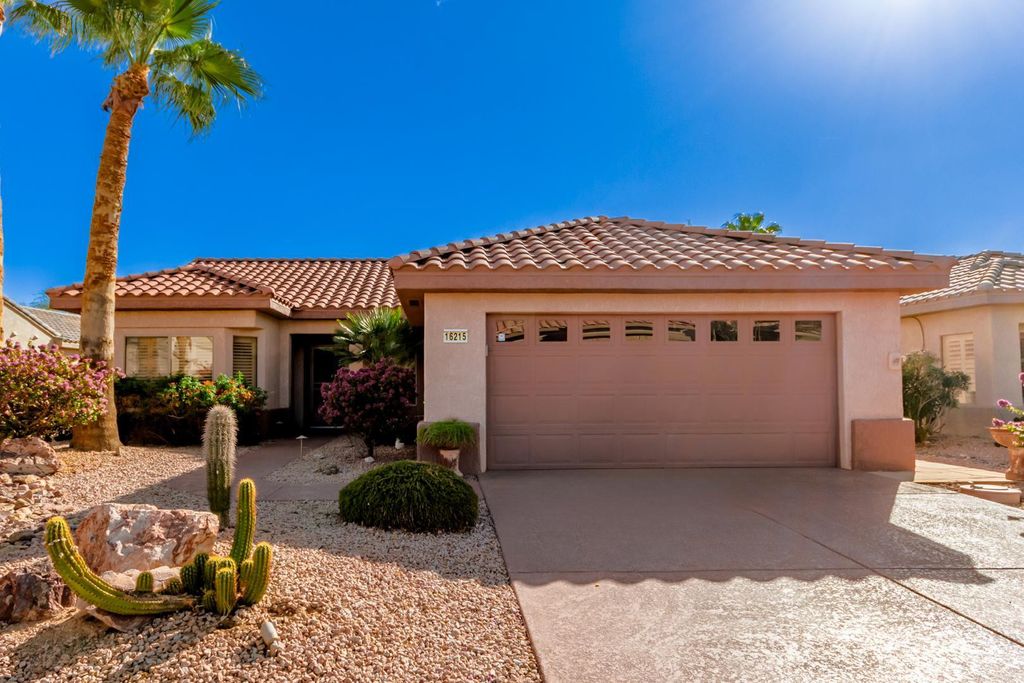 16215 W Desert Winds Drive, Surprise, AZ 85374