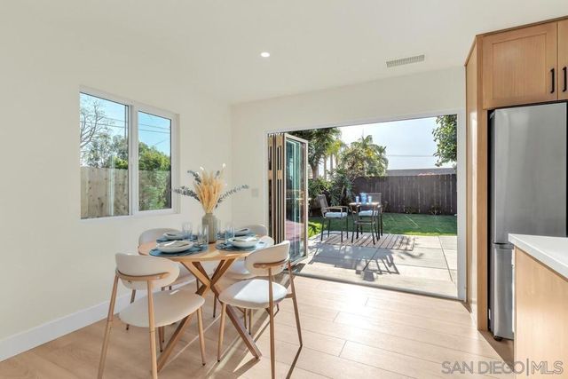 5402 Cole St, San Diego, CA 92117