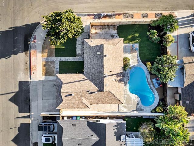 5402 Cole St, San Diego, CA 92117