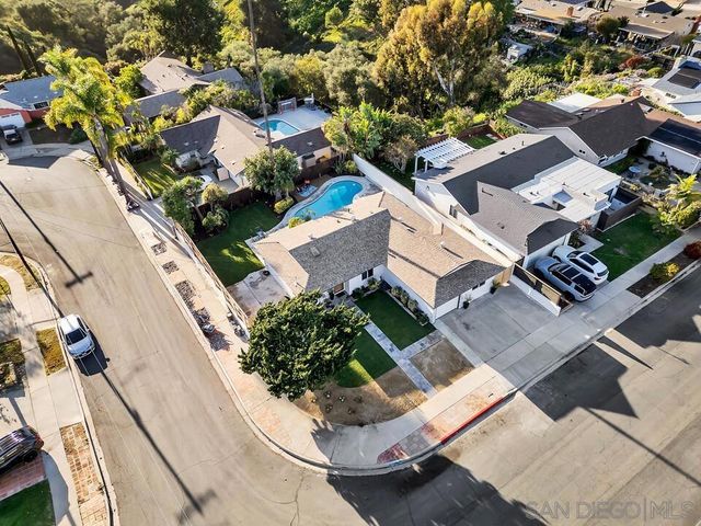 5402 Cole St, San Diego, CA 92117