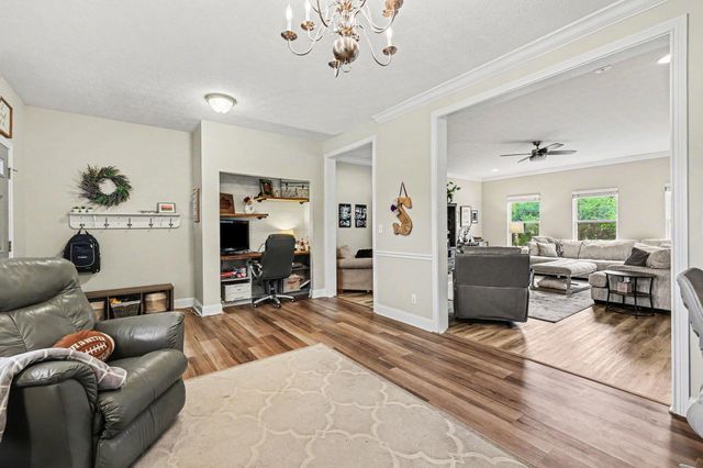 576 Mcguire Lane, Burlington, KY 41005