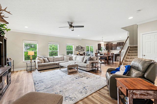 576 Mcguire Lane, Burlington, KY 41005