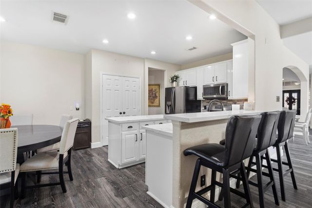 9506 Eddys Edge Court, Houston, TX 77089