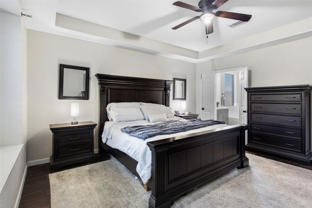 9506 Eddys Edge Court, Houston, TX 77089
