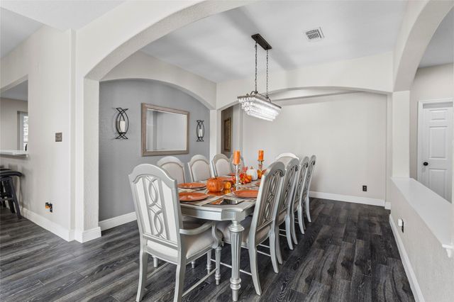 9506 Eddys Edge Court, Houston, TX 77089