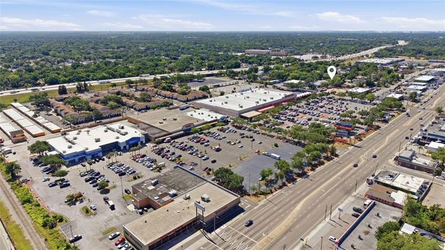 8512 N DIXON AVENUE, Tampa, FL 33604