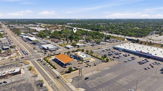 8512 N DIXON AVENUE, Tampa, FL 33604