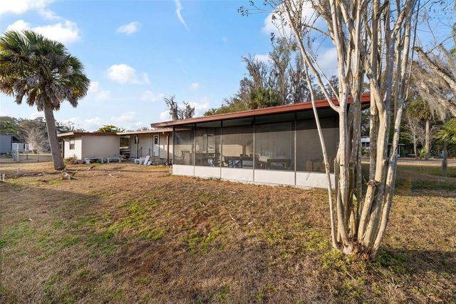 46 WILDERNESS DRIVE, Lake Panasoffkee, FL 33538